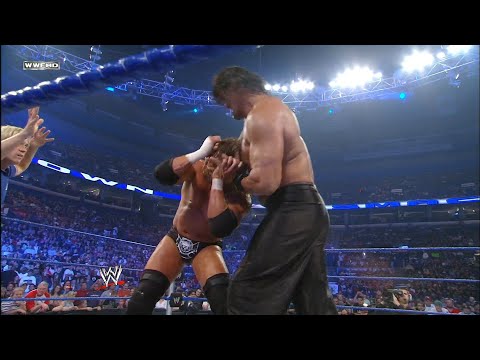 Triple H vs. The Great Khali — Lumberjack Match: SmackDown, Sept. 5, 2008