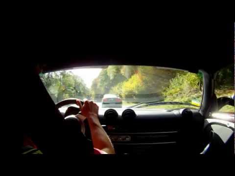 Lotus Exige vs. VW Phaeton ;)