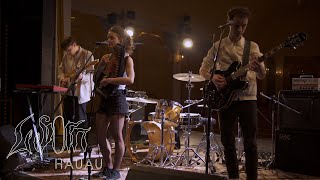 Video Leeb0rn – Hauau (Live at theatre)