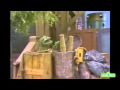 Classic Sesame Street The Elephant Stomp With Oscar