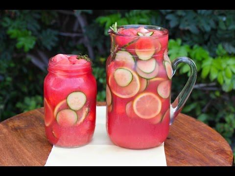 Acqua con carbonato di sodio da alcolismo Pani arabi Sampras con la moglie