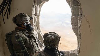 המלחמה בישראל | היום ה-93 (לאומנות - ישראל, המזרח התיכון והעולם) - התמונה מוצגת ישירות מתוך אתר האינטרנט יוטיוב. זכויות היוצרים בתמונה שייכות ליוצרה. קישור קרדיט למקור התוכן נמצא בתוך דף הסרטון