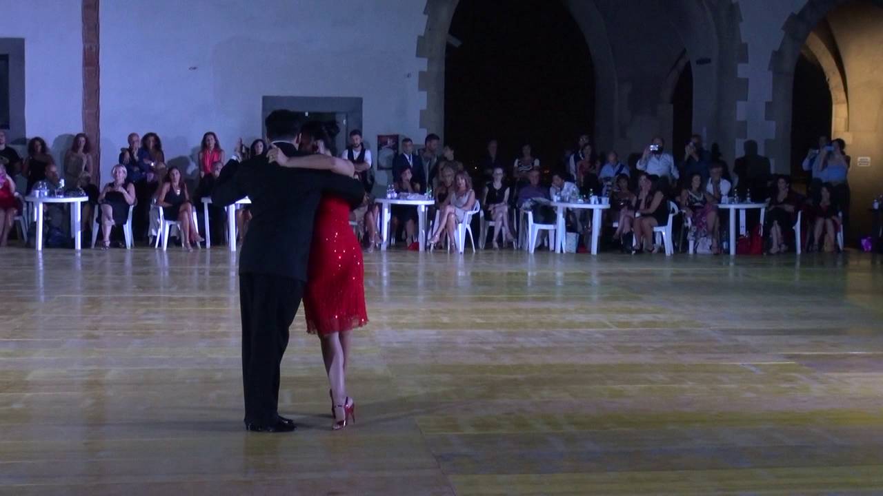 Video thumbnail for TanoTango Festival 2016 - Castel Sant'Elmo - Romina Godoy e Pablo Garcia