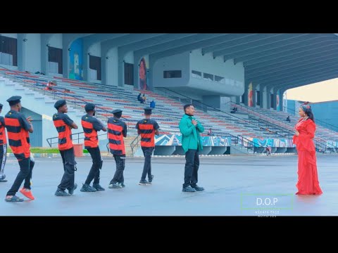 Umar M Shareef-Bilkisu Salis-Na Kamu -Official Video