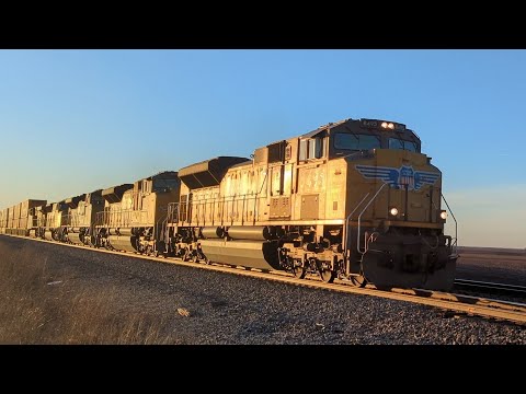 7-Engine Train is the FASTEST I've ever seen!!