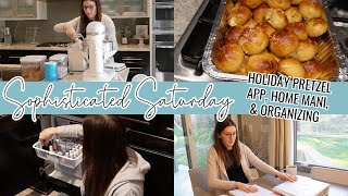 HOLIDAY WEEKEND DITL // Organizing, Cleaning, Holiday Appetizer, & At Home Gel Manicure
