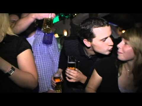 Met Doortje en Bieke in het Zottekot 2  oktober 2010