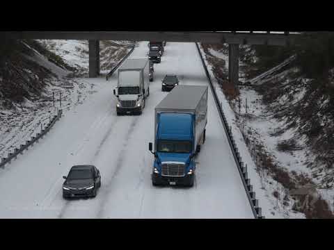 02-15-2021 Vicksburg, MS - I-20 Traffic Gridlock - Vehicles Stuck in Deep Sleet