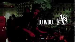 DJ WOO [ Twerk / Rasterão] na festa SKILLS ✔