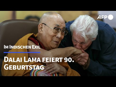 Video Thumbnail: Dalai Lama feiert 90. Geburtstag mit Friedensgebet | AFP