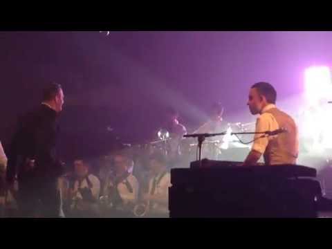 Electro deluxe feat C2C "down the road" olympia