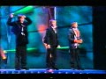 Elton John sings electricity [ Billy Elliot ] 