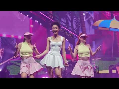 [Star Academy Tournée 2024] Dance the Night - Lenie, Djebril et Candice - Marseille (17/03/2024)