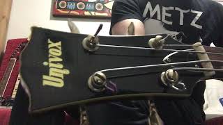 Video thumbnail for Univox Lectra U1970F Fretless Violin Bass EB-1 Vintage Japan by johnnyangel69