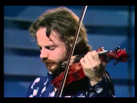 Mahavishnu orchestra montreux 1974 part 1.avi