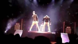 Jedward singing Everybody at Southampton 25.11.10