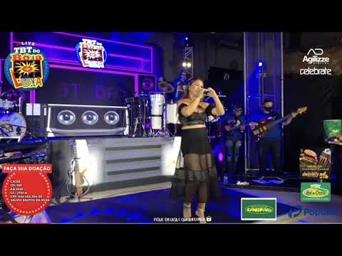 Rachel Costa canta Me abraça e me Beija