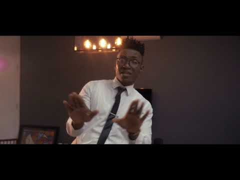 Justino Ubakka  Ele Não te Merece Official Video by Case Graphics