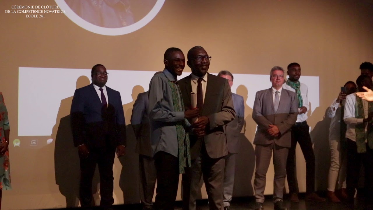 ECOLE 241 Remise des attestations - Promotion 2019