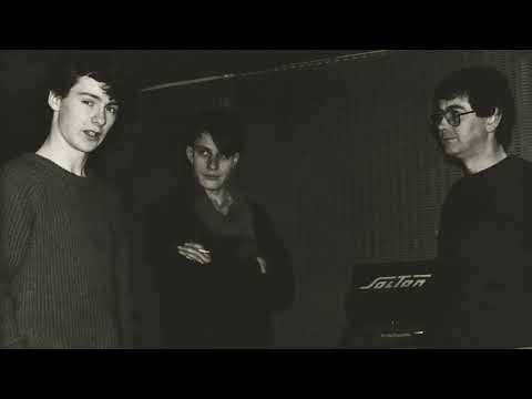 Real Synthetic Audio - March 4 2013 - EBM/Synthpop/Industrial radio Mix