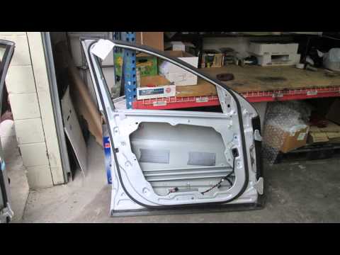 2007 Mercedes R350 Front Door LH SILVER GOOD SHAPE 251TYPE - mbiparts.com Used OEM Mercedes P... OEM