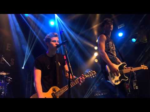 5 Seconds of Summer - Everything I Didn't Say live in LA