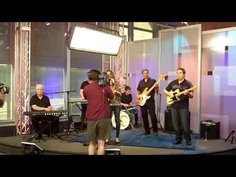 Laura Cheadle on 10! Show (Camera/Band Rehearsal)