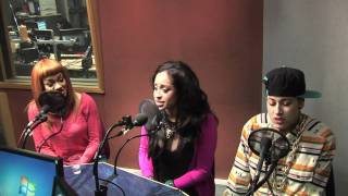 Stooshe live acapella - Love Me