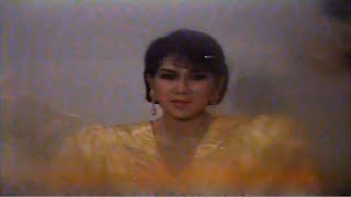 Download lagu Titiek Puspa - Kupu Kupu Malam (Versi 1991) Original  mp3 Download lagu Titiek Puspa - Kupu Kupu Malam (Versi 1991) Original  mp3