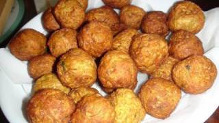 Download lagu Lauki or Dudhi Kofta - Bottle Gourd Dumplings - Indian Recipes by Bhavna mp3