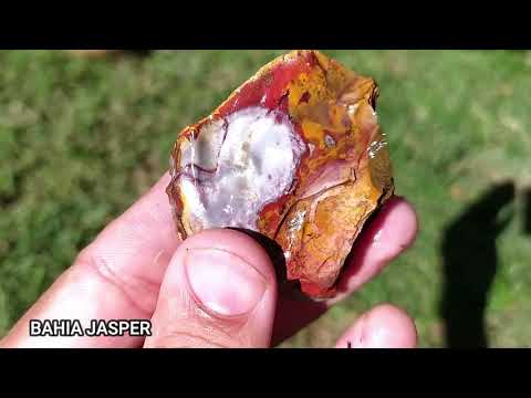 VEJA O QUE ACONTECEU COM ESSA PEDRA COLORIDA de rii