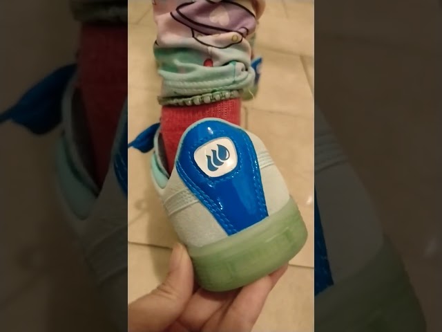 Vídeo relacionado con Leomil Pokémon Zapatos Zapatos con Luces niños niño 33, Ideal para la Escuela y el Tiempo Libre, Azul