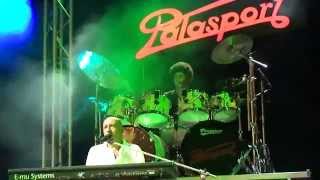 Palasport - Risveglio, Rotolando respirando, Quando una lei va via, Il cielo è blu sopra le nuvole