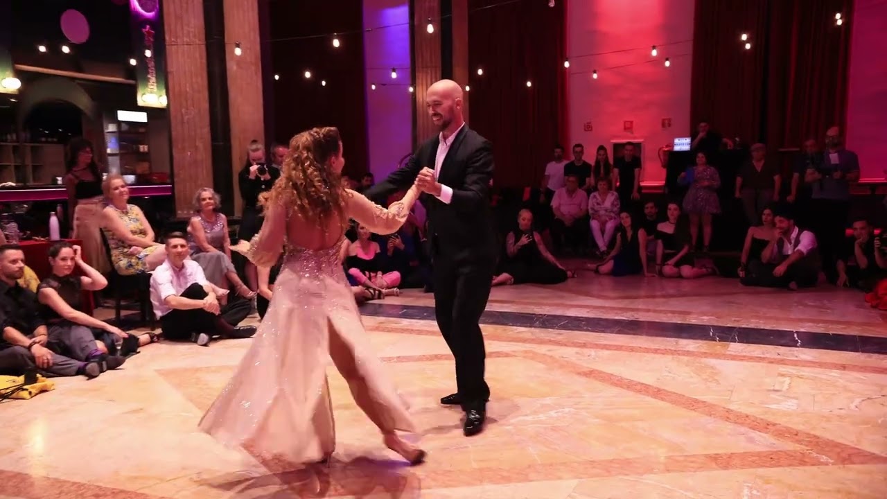 Video thumbnail for Agostina Tarchini i Santiago Giachuello, BrillosoTangoFest, 15.06.2025