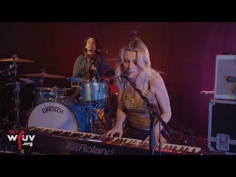 Wolf Alice - "The Last Man on Earth" (Live for WFUV)