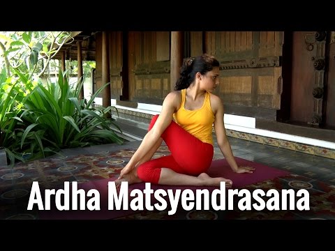 Ardha Matsyendrasana, Yogasana