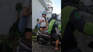 Download lagu I don't have any money sir #bule #gojekbali #gojek #balivlog #bulebali mp3 Download lagu I don't have any money sir #bule #gojekbali #gojek #balivlog #bulebali mp3