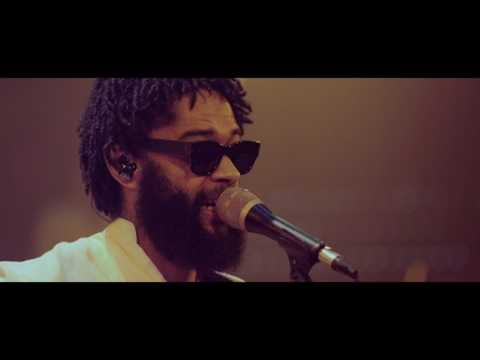 Fióti - África nossa (Ao vivo no RJ)