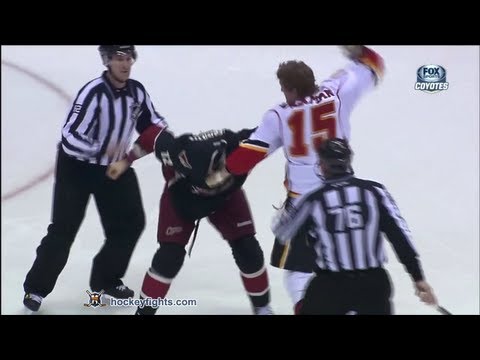 Tim Jackman vs Paul Bissonnette Feb 18, 2013