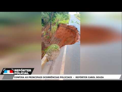 Chuva provoca erosão e desmoronamento na MG-230 em Serra do Salitre