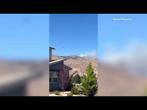 ネバダ州で火災が拡大し非常事態宣言 (State of emergency called as Nevada fire grows)