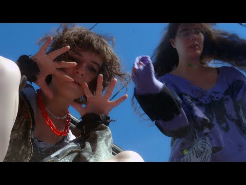 Black Dresses - Waiting42moro (Official video)