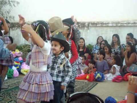 Primeira Festa Junina de Enzo Roger