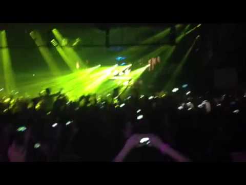 CALVIN HARRIS - Drinking From the Bottle LIVE - COCORICO RI