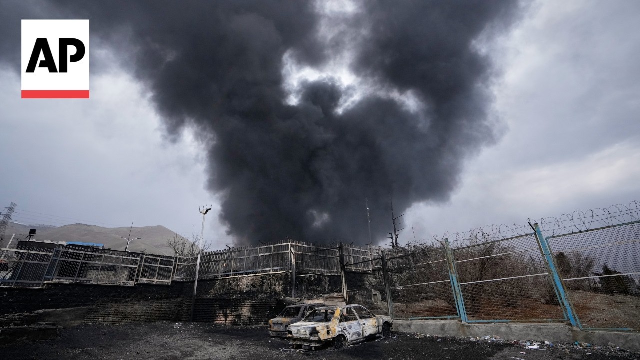 Video | Oil prices surge over the uncertainty of war as Iran names new leader