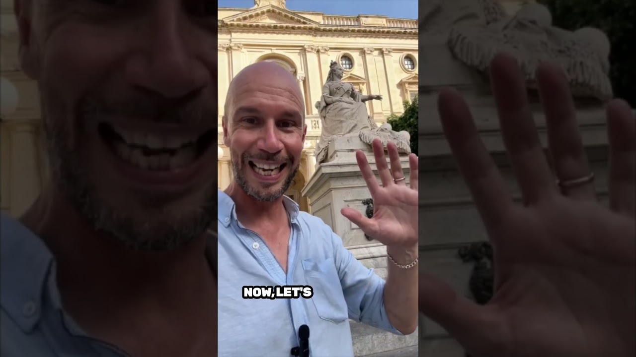 The Secrets of Queen Victoria's Statue