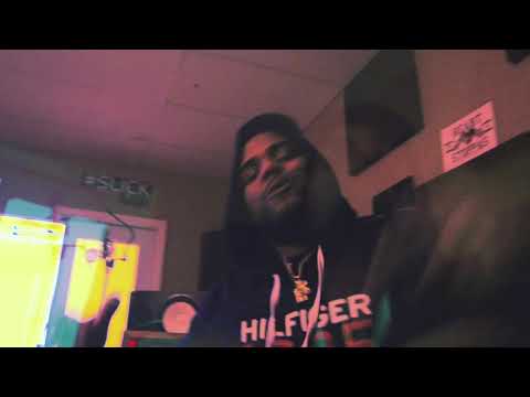 EL MALDITO BUDY - First Take