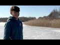 Óngerwaeg schaatsend aan de kaasknabbels in Wellerlooi - 10 maart 2021