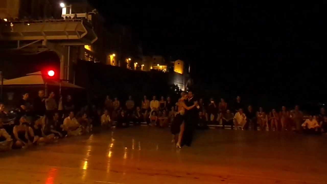 Mariana Montes & Sebastian Arce. Cagliari, Sardegna. Luglio 2012.