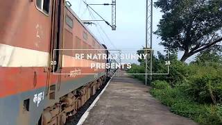 preview picture of video 'DIRTY LGD WAP 7 WITH DIRTY LHB CHENNAI EGMORE GAYA SF EXPRESS'